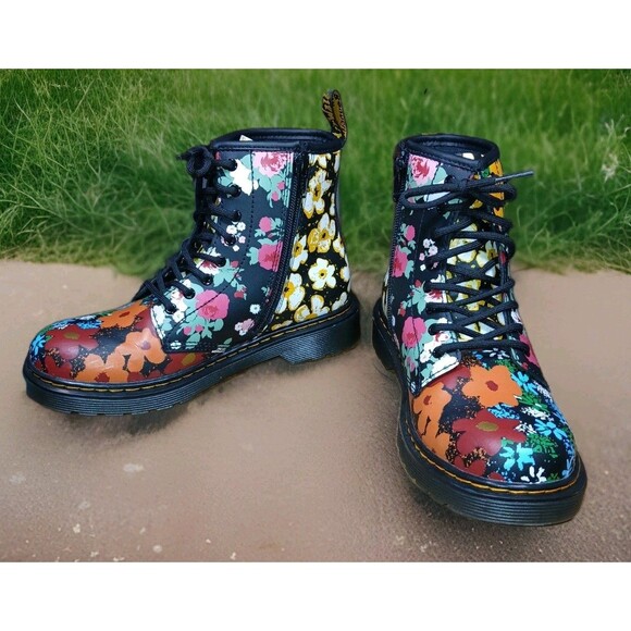 Dr. Martens Women's Size 5 US 1460 Wanderlust Floral Boots Leather Hippie NWOB - Picture 2 of 13